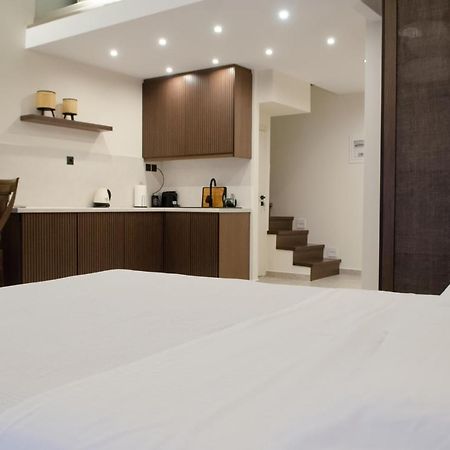 Leone Suites Nafpaktos Exteriör bild