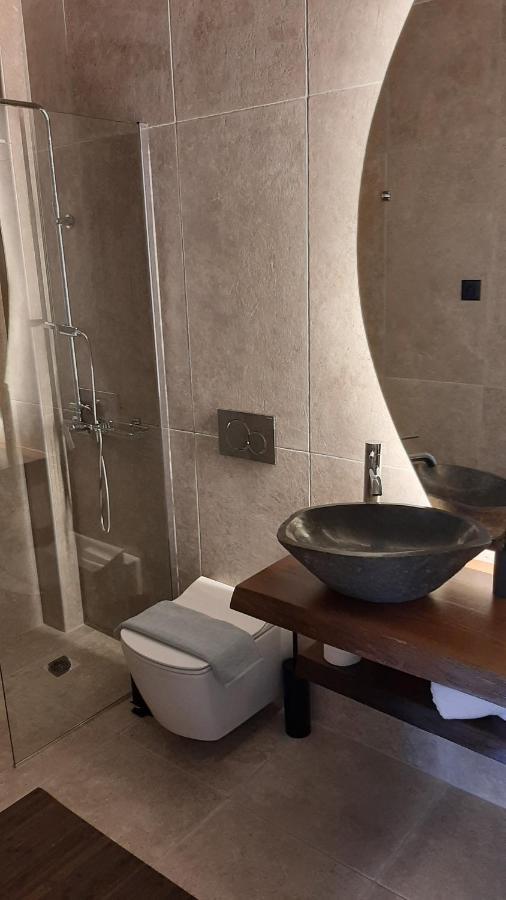Leone Suites Nafpaktos Exteriör bild