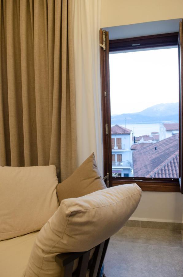 Leone Suites Nafpaktos Exteriör bild